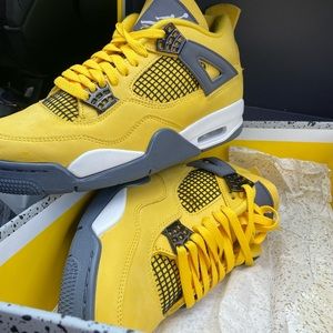 Jordan 4 Lightning 9M (VNDS) (SOLD)❌❌❌❌